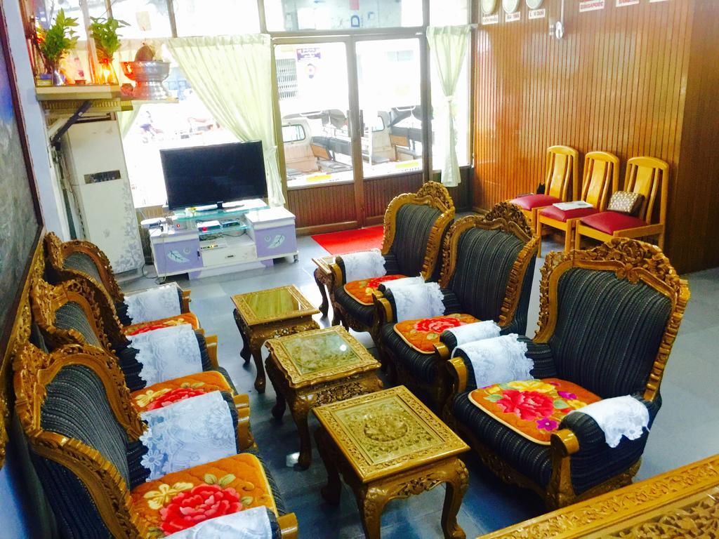 Everest Hotel Yangon Exterior photo